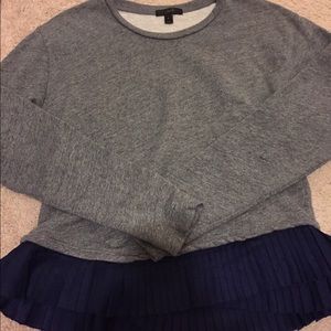 Flash sale! ❗️J crew ruffle trim top