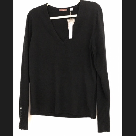 NWT BEAUTIFUL CASHMERE V-NECK SWESTER by CULLEN