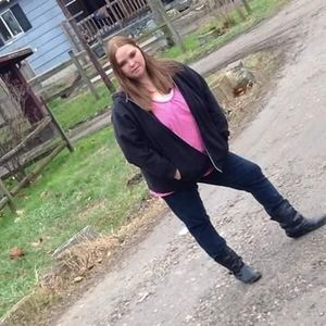 Meet your Posher, Becky