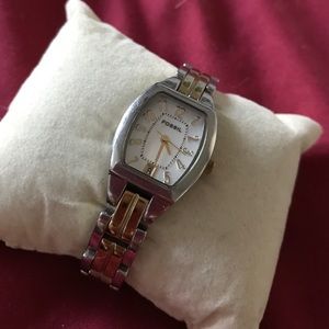 Fossil watch! Only worn once. Needs battery