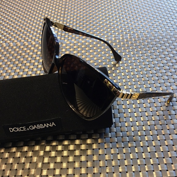 D&G Accessories - SOLD - D&G Cat Eye Sunglasses