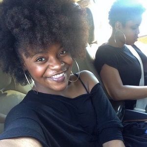 Meet your Posher, Nahfisa