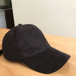 Suede black hat