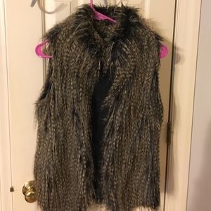 Fur vest
