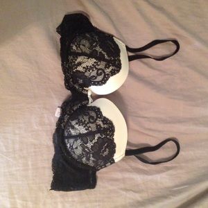 VS dream angels lined Demi size 34B
