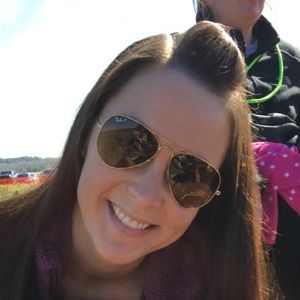 Meet your Posher, Jenna