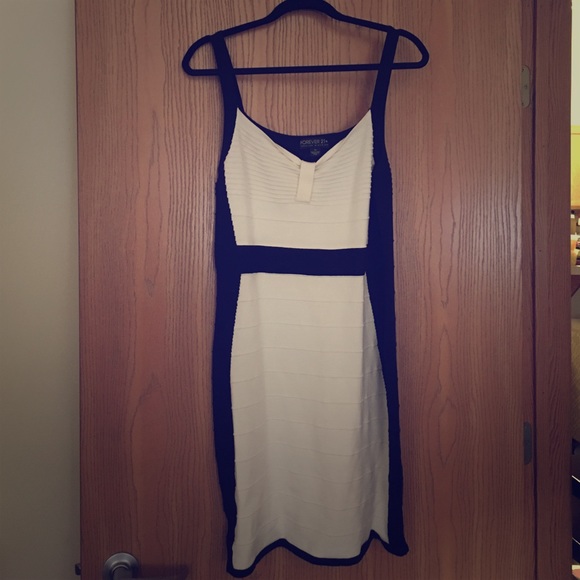 Forever 21 Bodycon Black and Ivory Knit Dress 3X