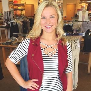 Meet your Posher, Brittney