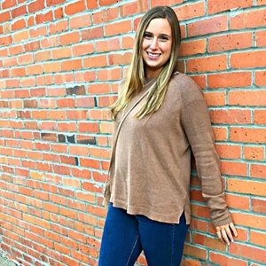 Meet your Posher, Carolyn