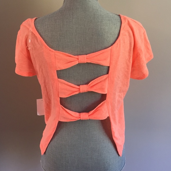 Back Bow Top