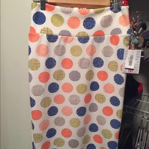 LuLaRoe Cassie skirt
