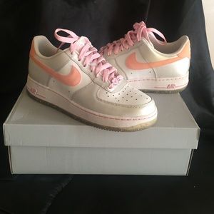 Nike Air Force Sneakers