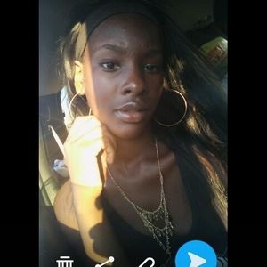 Meet your Posher, Jayannaa
