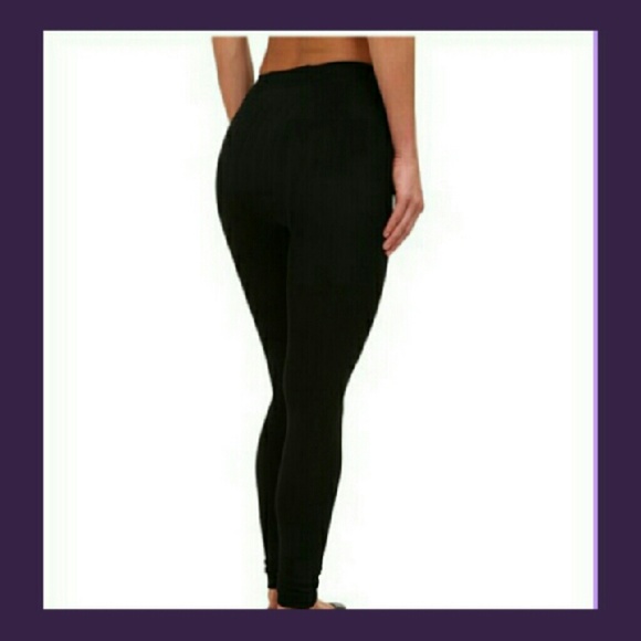 Women Legging, Tights, Pantyhose - Picture 2 of 4