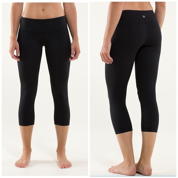 Lululemon wunder under crop size 4.