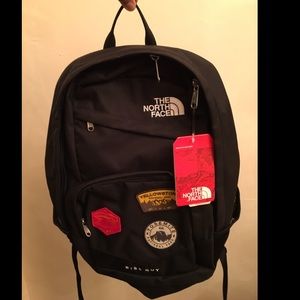 adidas travel duffel bags Team Wheel Bag 126L cdn/shop/files/BR107701.001_01... Colour:Garden Tapestry tgtg-au25-12044 this bag is not