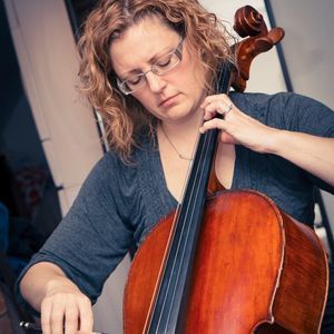 Meet your Posher, Cynthia