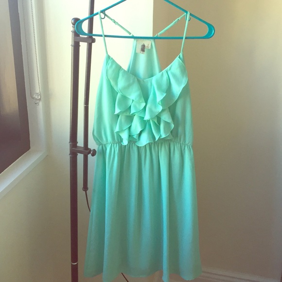 Pretty sea foam green dress! - Picture 1 of 1