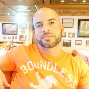 Meet your Posher, Alexis