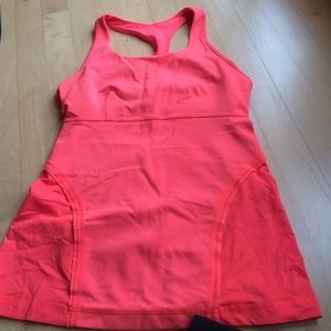 Lululemon tank top size 8.