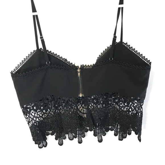 Black lace crop top - Picture 2 of 4