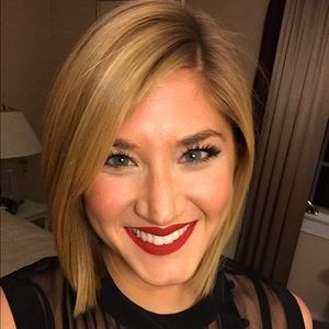 Meet your Posher, Lindsey