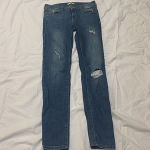 Pull and Bead Ripped Jeans from France