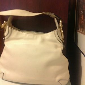 Authenic Gucci Ivory Soft Leather Medium Hobo