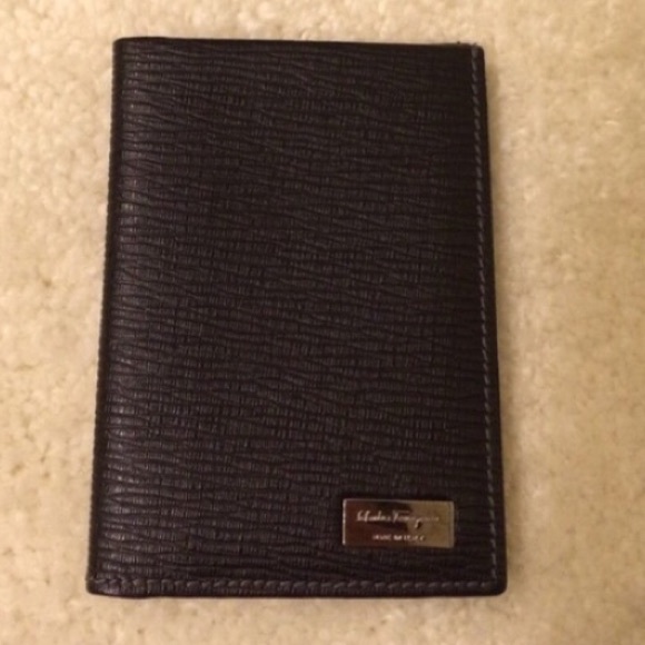 Salvatore Ferragamo Other - Salvatore Ferragamo Men's Revival Card Case