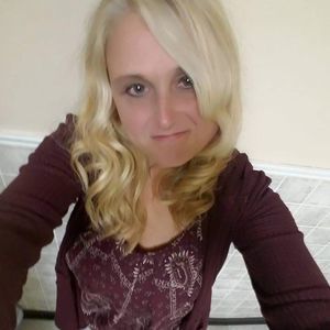 Meet your Posher, Stacy