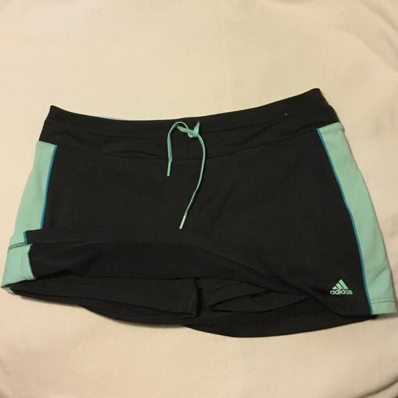 Adidas running skirt, gray w/ Aqua/Teal panels. - Picture 1 of 3