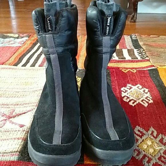 Ladies boots