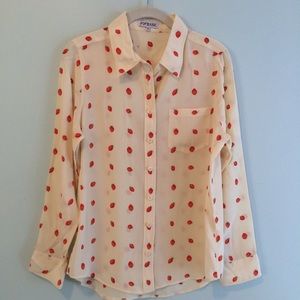 Popbasic Tops - 🍓"strawberries & cream" 100% silk blouse Popbasic Tops - 🍓"strawberries & cream" 100% silk blouse