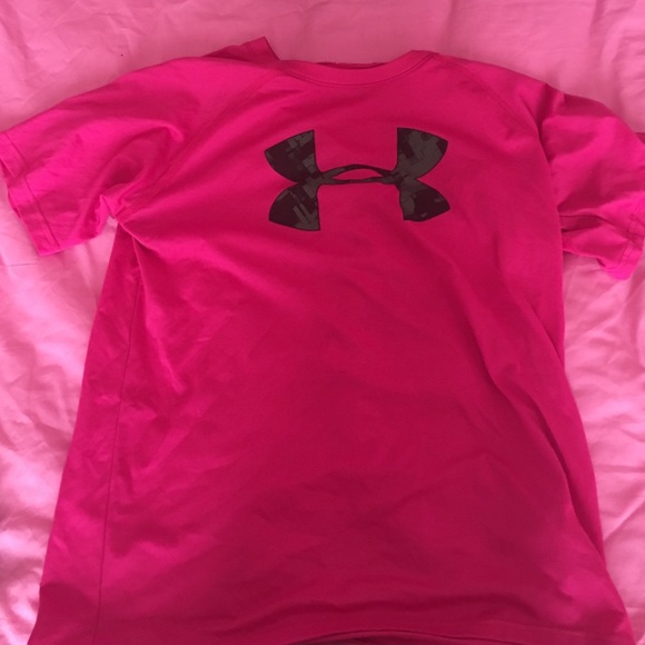 KIDS UNDER ARMORE SHIRT SIZE XL!!!!!