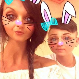 Meet your Posher, Alishia