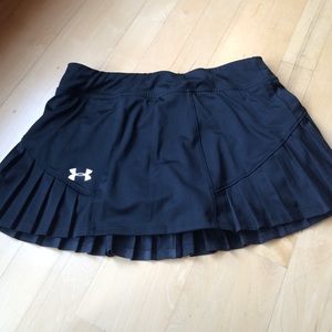 Under armour pleated running/tennis skirt