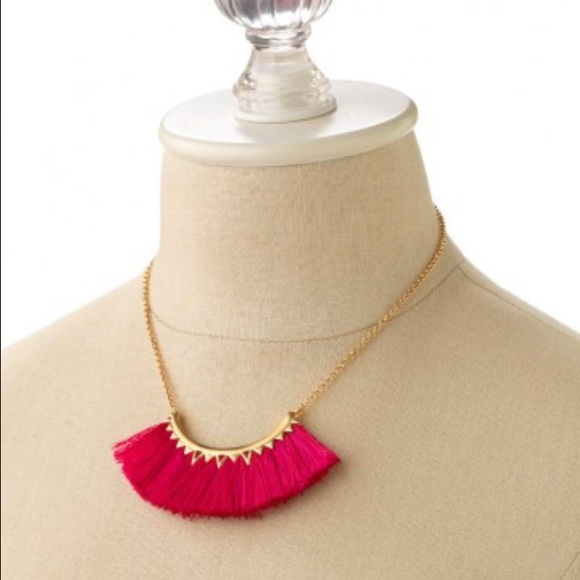 💥SALE💥Stella & Dot Eden Fringe Necklace - Picture 3 of 4