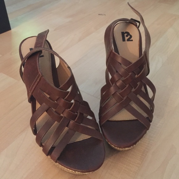 R2 Bohemian strappy wedge sandles - Picture 2 of 4