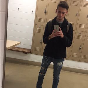 Meet your Posher, Riley