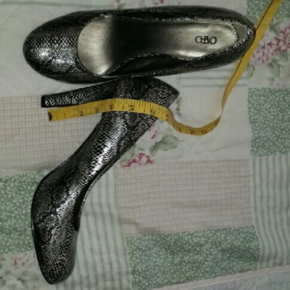 Snake heel - Picture 3 of 3