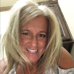 Meet your Posher, Valeri