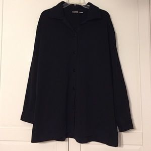 Black long sleeved shirt