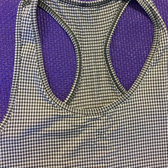 Checkered active tank - Picture 2 of 3