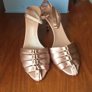 New Gucci Leather + silk straps and rose gold heel
