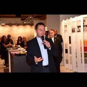 Meet your Posher, Eugenio