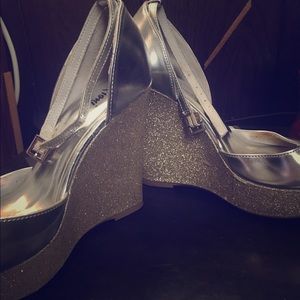 Sparkly Wedges