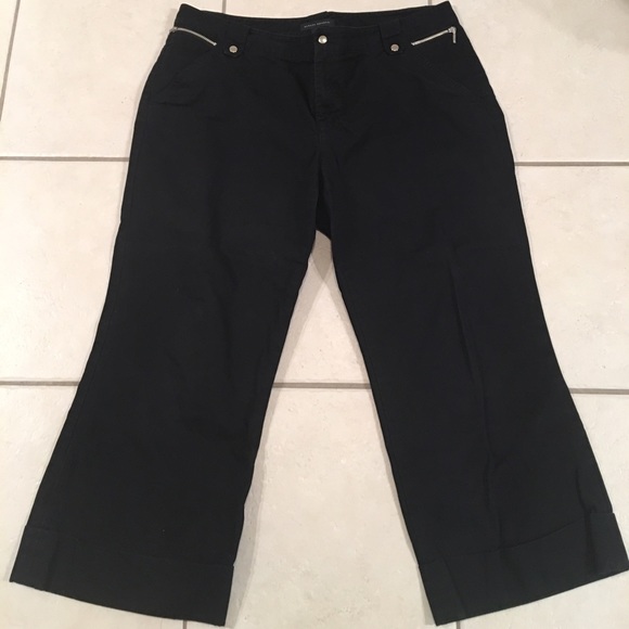 Banana Republic 14 Black Capri Pants
