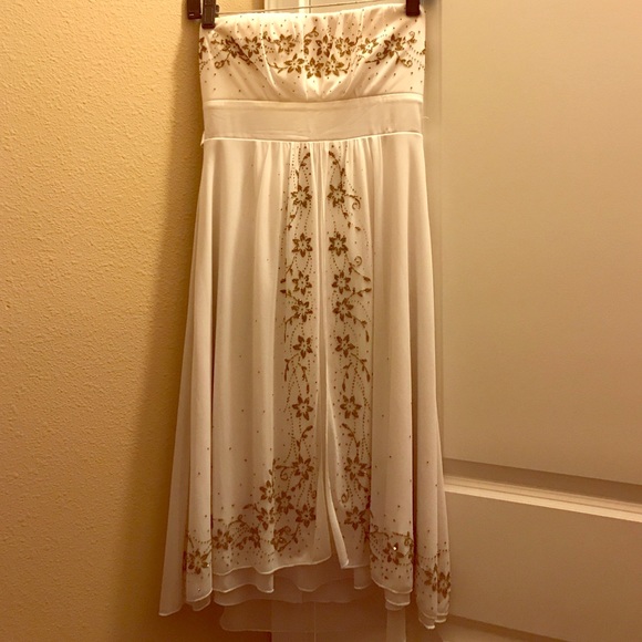 White and gold strapless dress - Picture 1 of 4