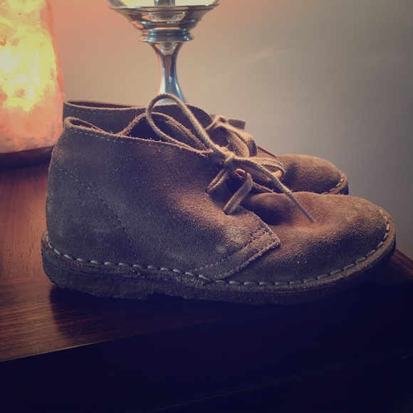 Adorable Crewcuts stone makalaster shoe!  🍂🎃