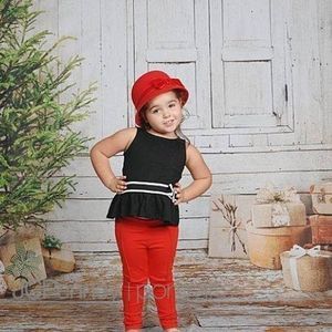 Meet your Posher, Toni